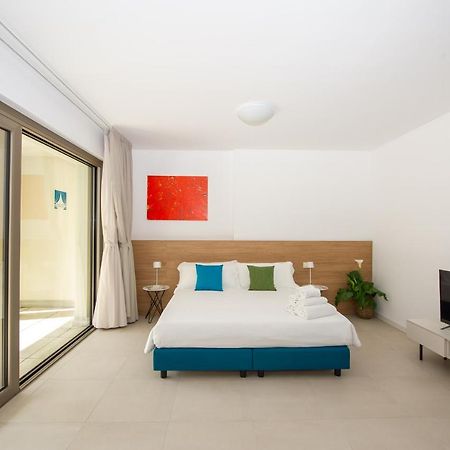 Ariston Teatro Luxury Aparthotel Grado Bagian luar foto
