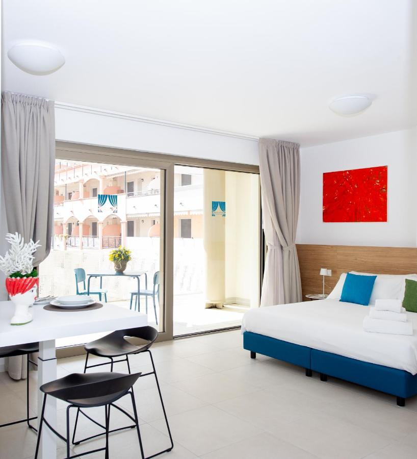 Ariston Teatro Luxury Aparthotel Grado Bagian luar foto