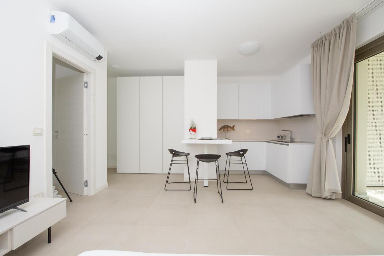 Ariston Teatro Luxury Aparthotel Grado Bagian luar foto