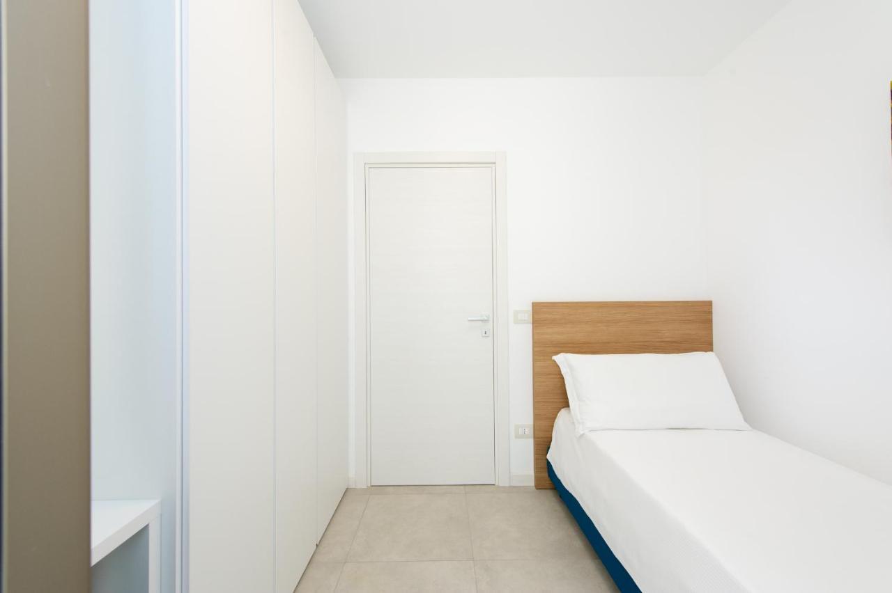Ariston Teatro Luxury Aparthotel Grado Bagian luar foto