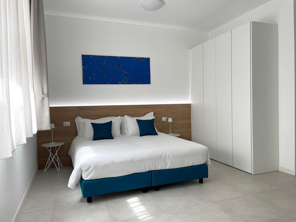 Ariston Teatro Luxury Aparthotel Grado Bagian luar foto
